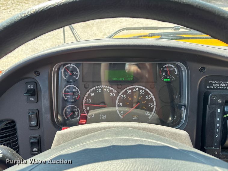 image for item DU1348 2020 Thomas Built school bus