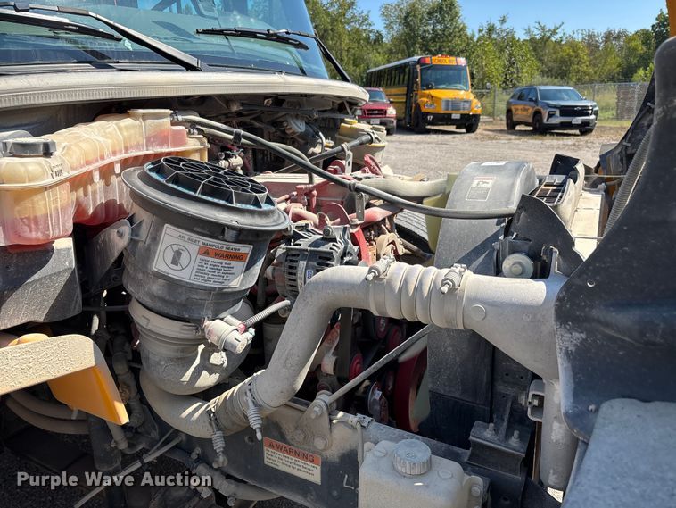 image for item DU1348 2020 Thomas Built school bus