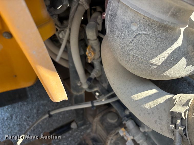 image for item DU1348 2020 Thomas Built school bus