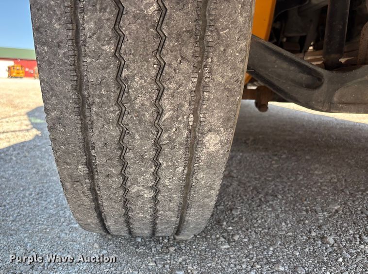 image for item DU1348 2020 Thomas Built school bus