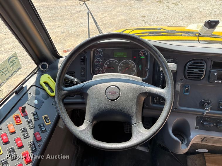 image for item DU1349 2020 Thomas Built school bus