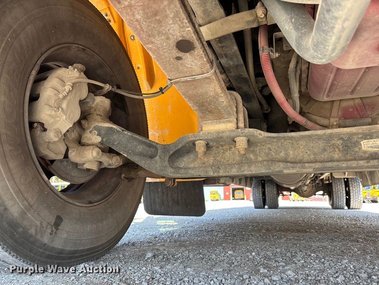 image for item DU1350 2020 Thomas Built school bus