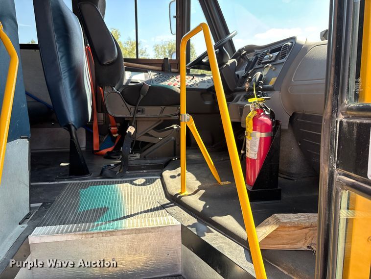 image for item DU1350 2020 Thomas Built school bus