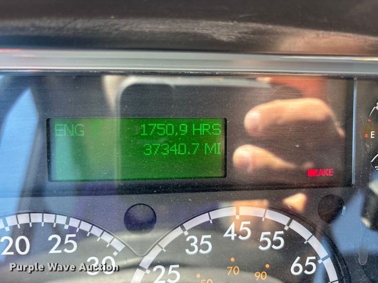 image for item DU1350 2020 Thomas Built school bus