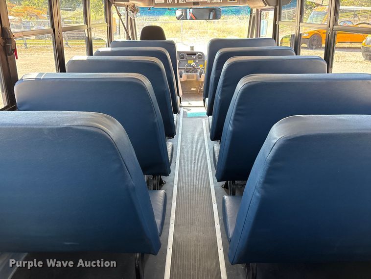 image for item DU1350 2020 Thomas Built school bus