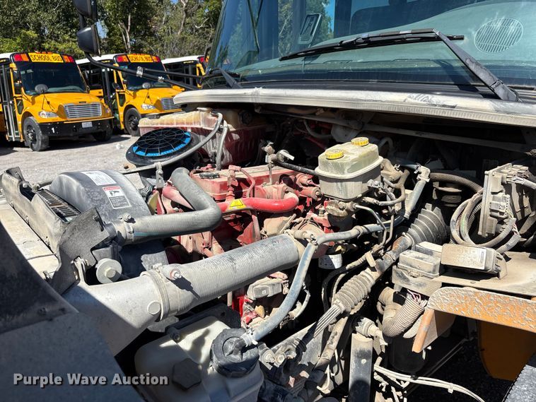 image for item DU1350 2020 Thomas Built school bus