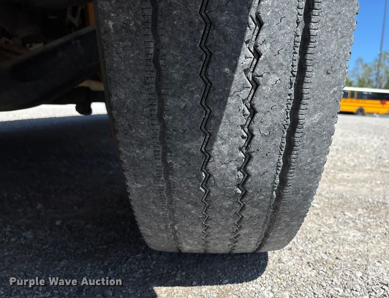 image for item DU1350 2020 Thomas Built school bus