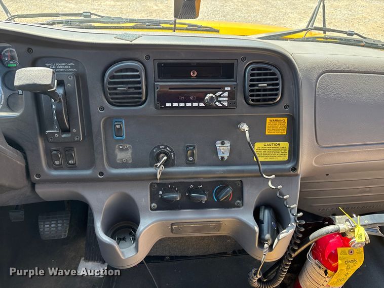 image for item DU1351 2020 Thomas Built school bus