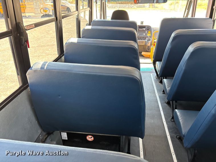 image for item DU1351 2020 Thomas Built school bus