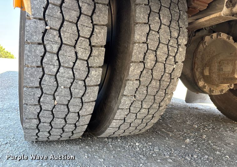 image for item DU1351 2020 Thomas Built school bus