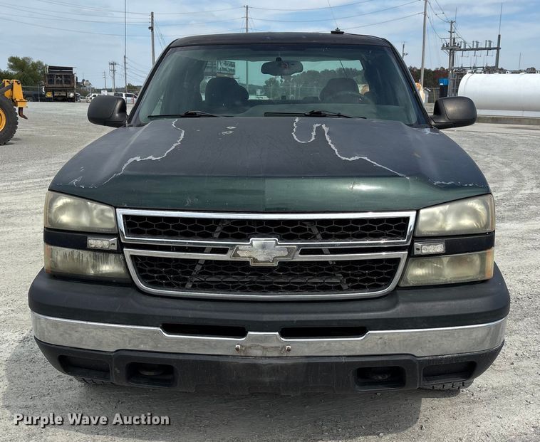 image for item DU1366 2006 Chevrolet Silverado 1500 Ext. Cab pickup truck