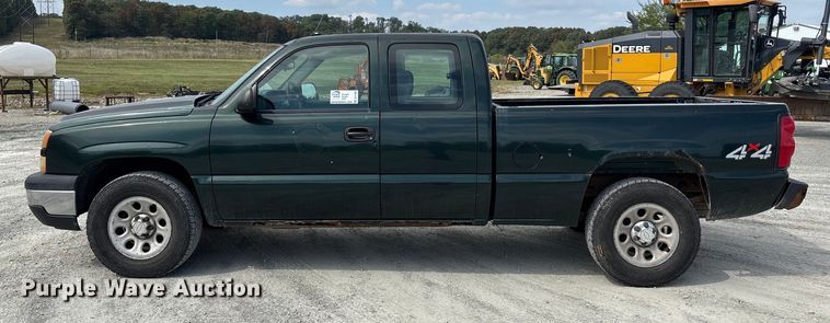 image for item DU1366 2006 Chevrolet Silverado 1500 Ext. Cab pickup truck