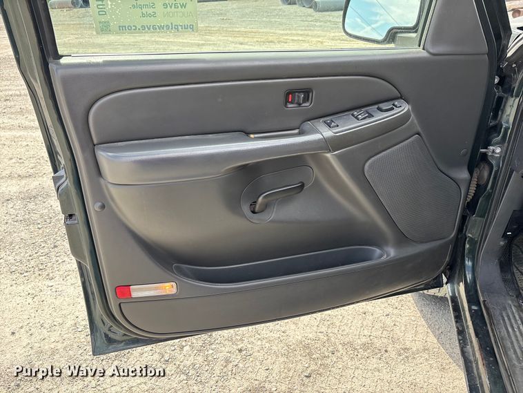 image for item DU1366 2006 Chevrolet Silverado 1500 Ext. Cab pickup truck