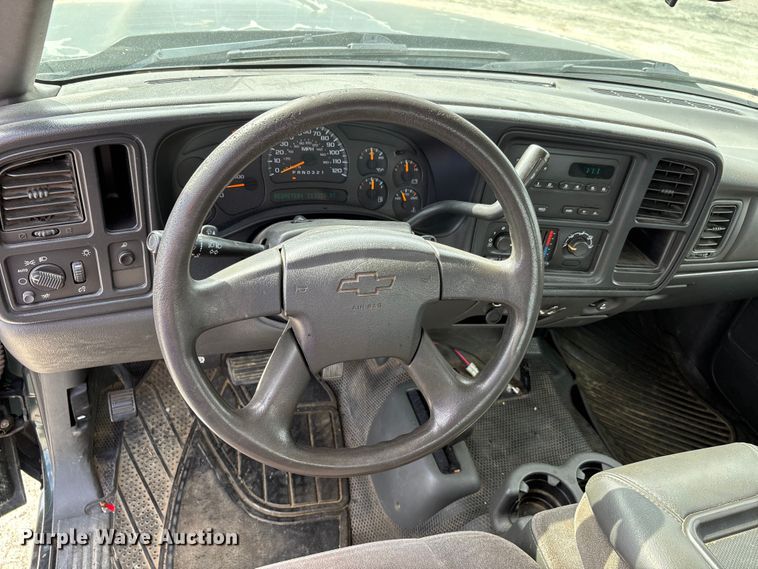 image for item DU1366 2006 Chevrolet Silverado 1500 Ext. Cab pickup truck