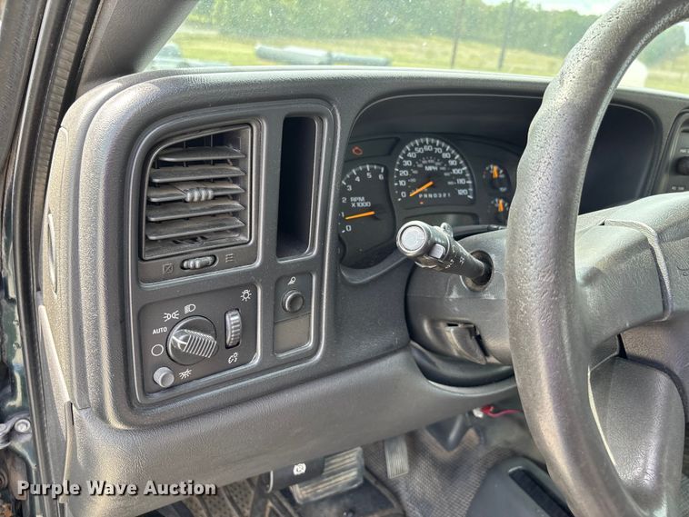 image for item DU1366 2006 Chevrolet Silverado 1500 Ext. Cab pickup truck