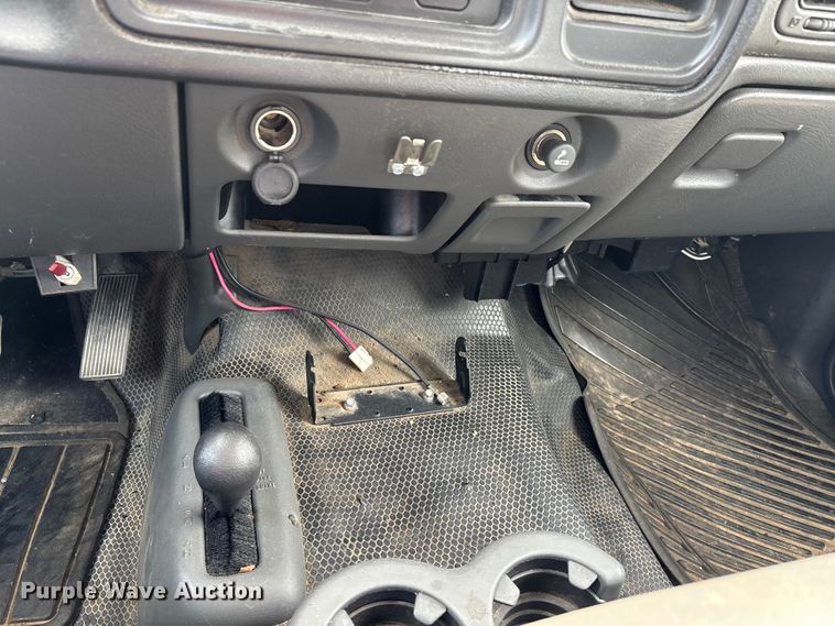 image for item DU1366 2006 Chevrolet Silverado 1500 Ext. Cab pickup truck