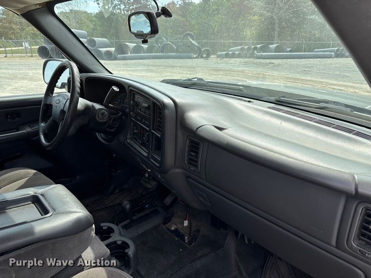 image for item DU1366 2006 Chevrolet Silverado 1500 Ext. Cab pickup truck