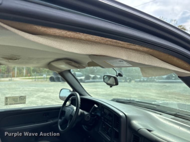 image for item DU1366 2006 Chevrolet Silverado 1500 Ext. Cab pickup truck