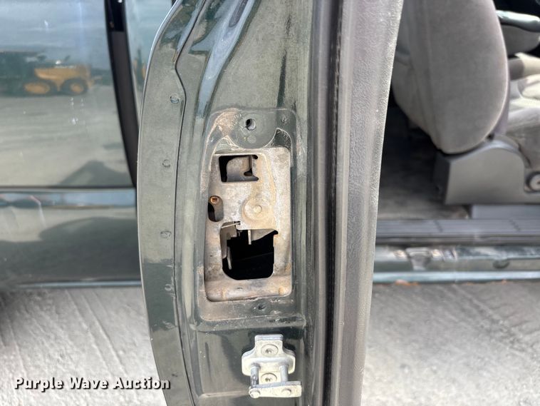 image for item DU1366 2006 Chevrolet Silverado 1500 Ext. Cab pickup truck