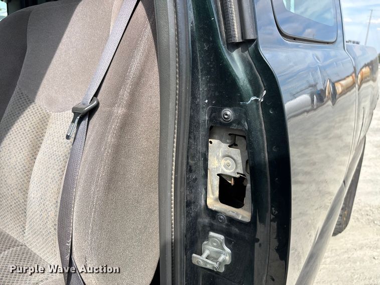 image for item DU1366 2006 Chevrolet Silverado 1500 Ext. Cab pickup truck