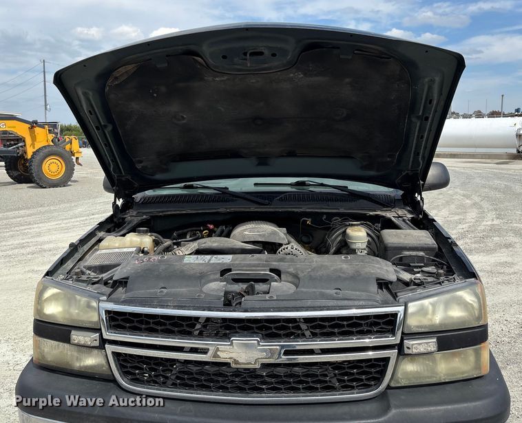 image for item DU1366 2006 Chevrolet Silverado 1500 Ext. Cab pickup truck