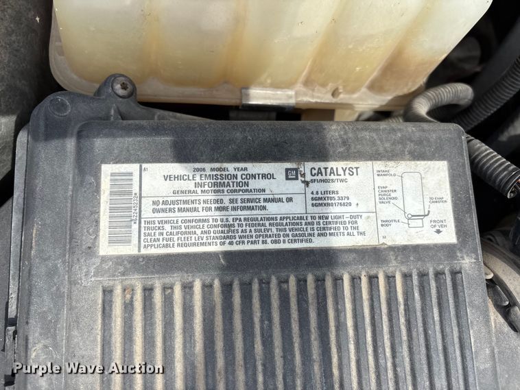 image for item DU1366 2006 Chevrolet Silverado 1500 Ext. Cab pickup truck