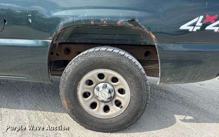 image for item DU1366 2006 Chevrolet Silverado 1500 Ext. Cab pickup truck