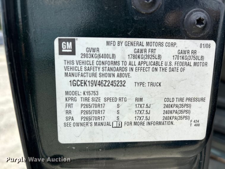 image for item DU1366 2006 Chevrolet Silverado 1500 Ext. Cab pickup truck