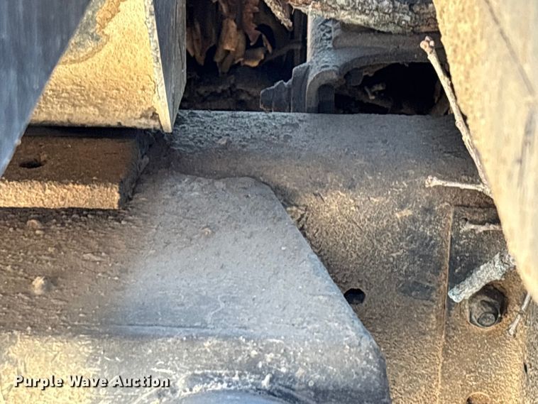 image for item DU1429 2002 International 2674 dump truck