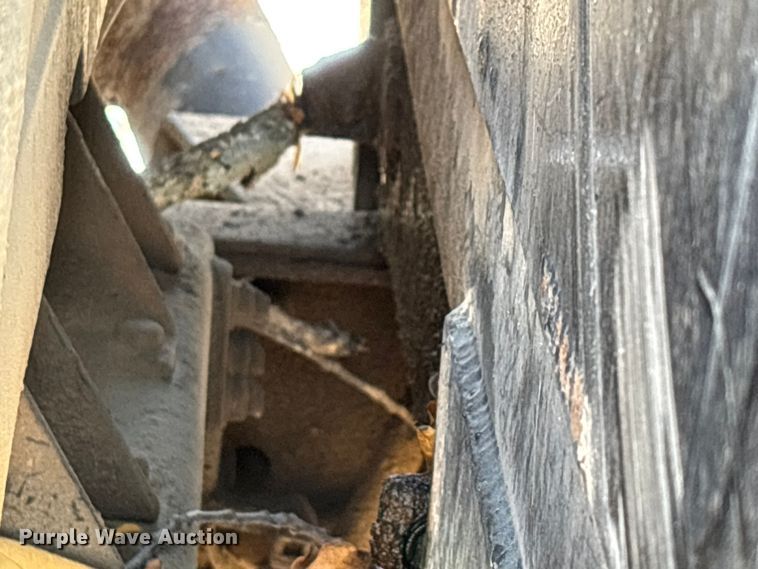 image for item DU1429 2002 International 2674 dump truck