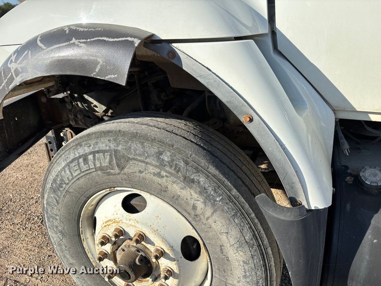 image for item DU1430 2007 International 7500 dump truck