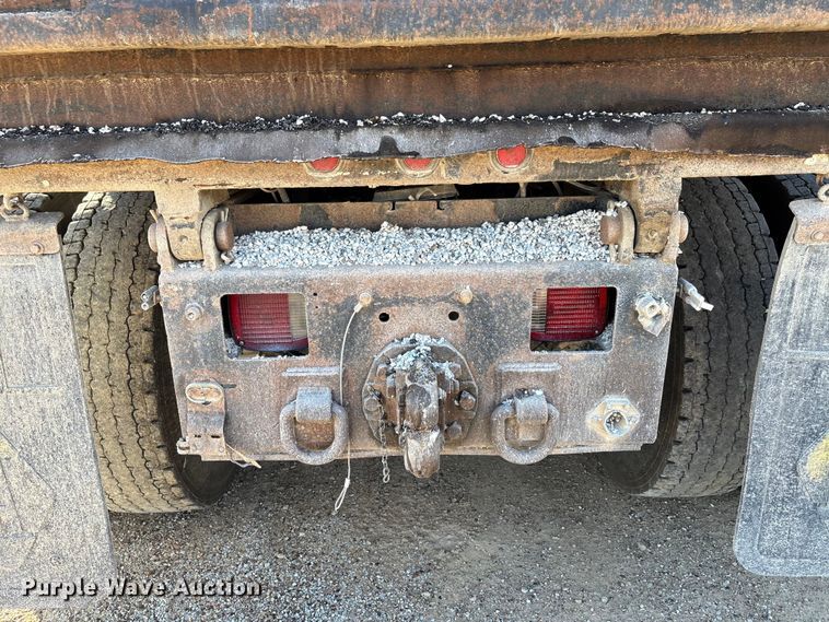 image for item DU1430 2007 International 7500 dump truck