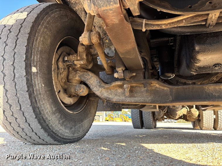 image for item DU1430 2007 International 7500 dump truck