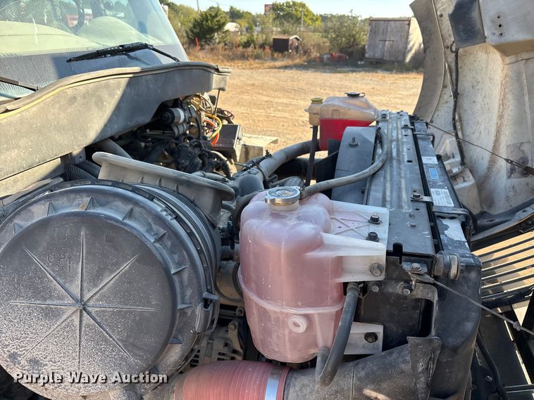 image for item DU1430 2007 International 7500 dump truck