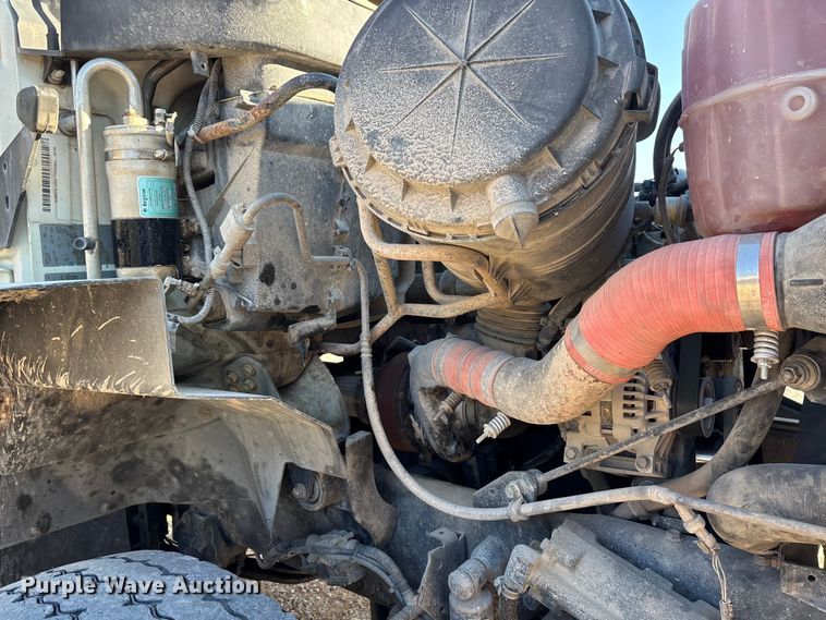 image for item DU1430 2007 International 7500 dump truck