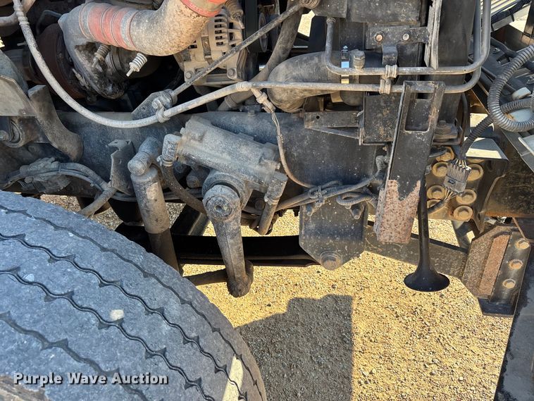 image for item DU1430 2007 International 7500 dump truck