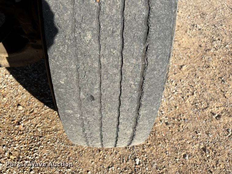 image for item DU1430 2007 International 7500 dump truck