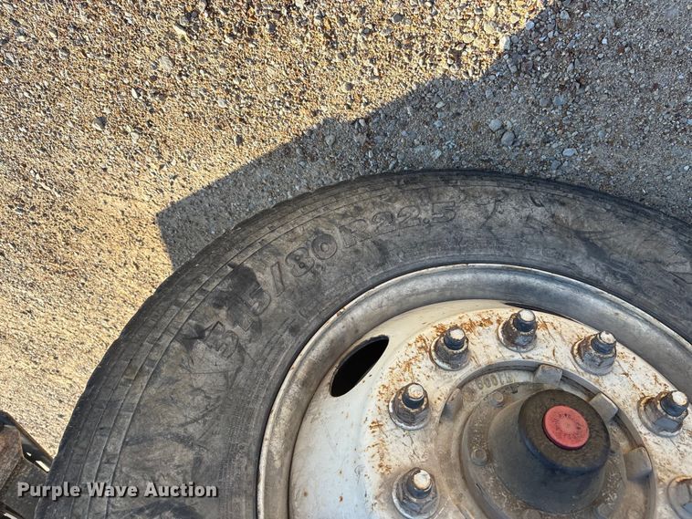 image for item DU1430 2007 International 7500 dump truck