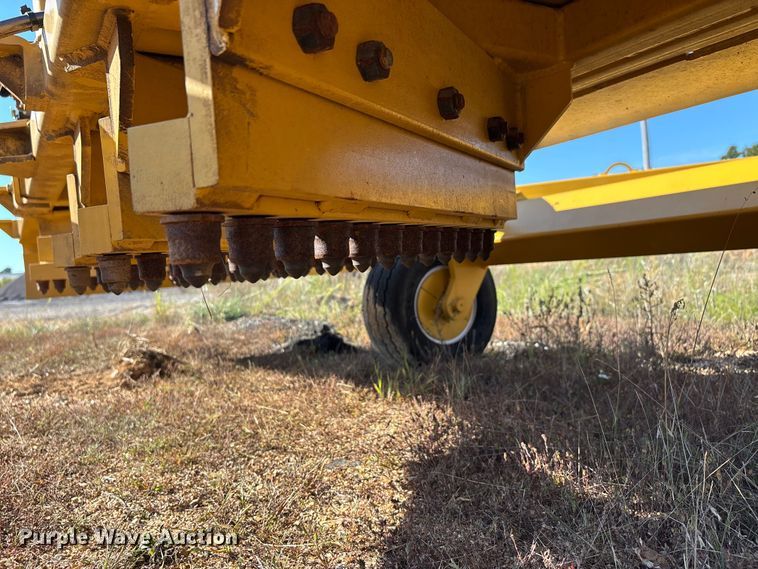 image for item DU1431 Road groomer