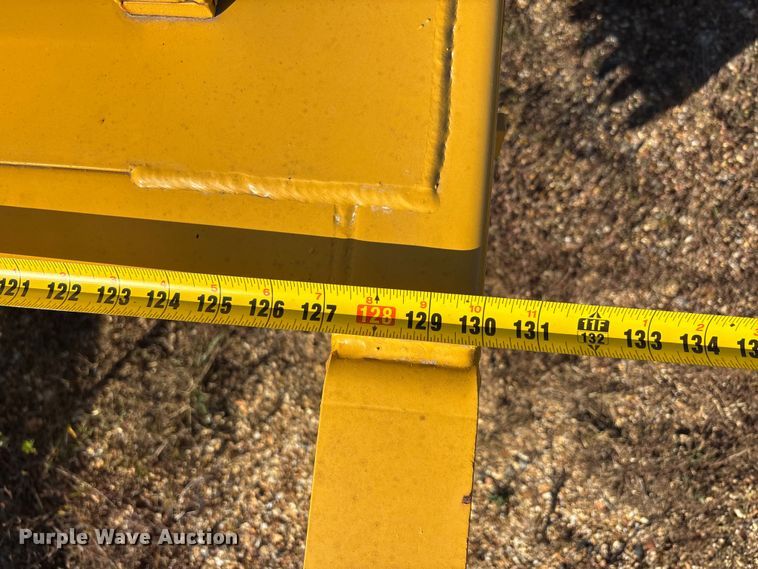 image for item DU1431 Road groomer