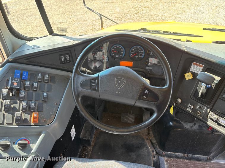 image for item DU1432 2012 IC PB105 school bus