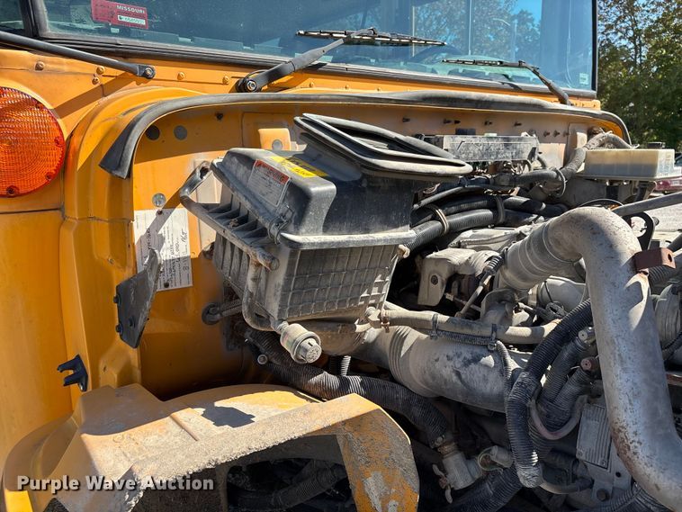 image for item DU1432 2012 IC PB105 school bus