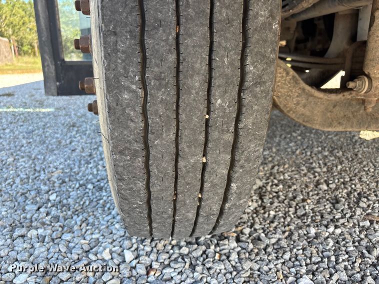 image for item DU1432 2012 IC PB105 school bus