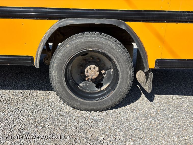 image for item DU1432 2012 IC PB105 school bus