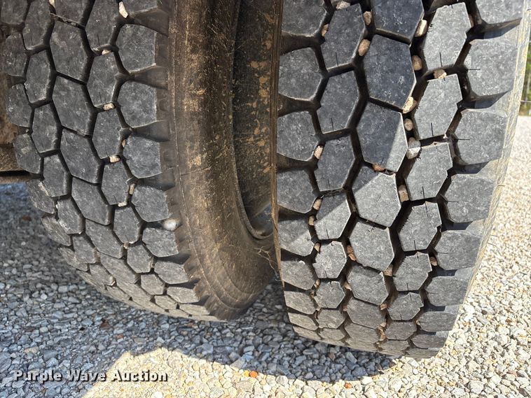 image for item DU1432 2012 IC PB105 school bus