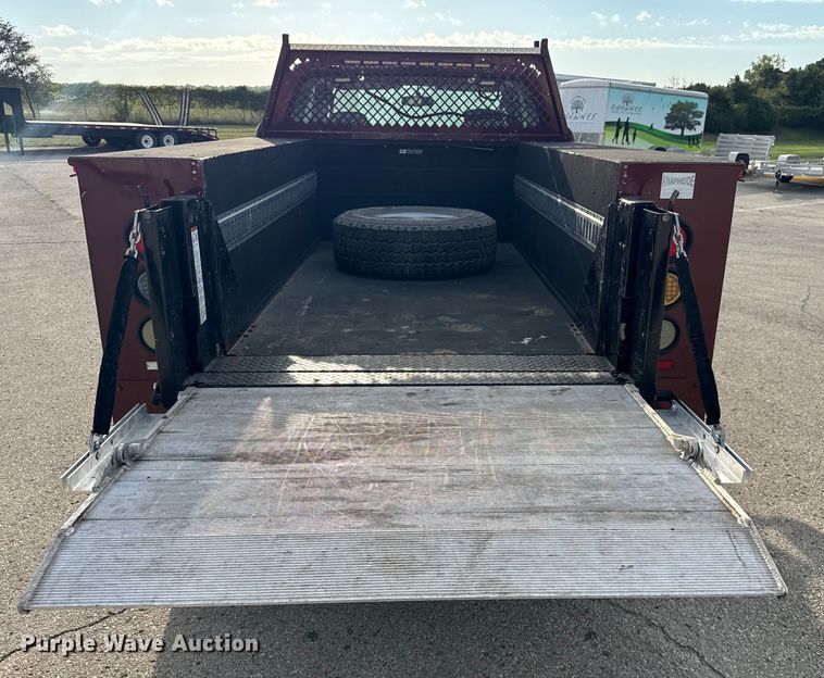 image for item DU3521 2006 Ford F350 Super Duty SuperCab utility bed pickup truck