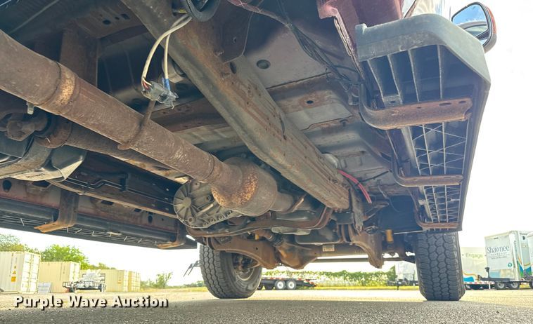 image for item DU3521 2006 Ford F350 Super Duty SuperCab utility bed pickup truck