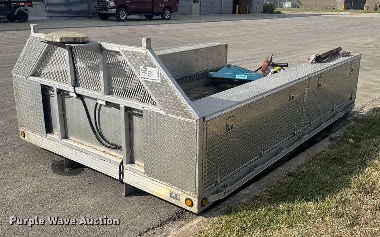image for item DU3523 2013 Alum-Line Inc truck bed