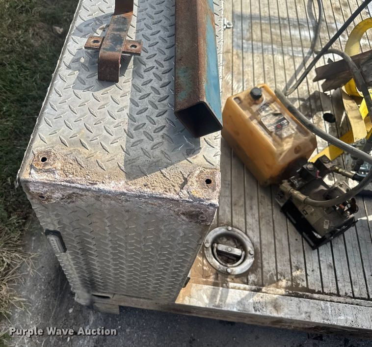 image for item DU3523 2013 Alum-Line Inc truck bed