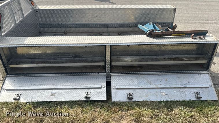 image for item DU3523 2013 Alum-Line Inc truck bed